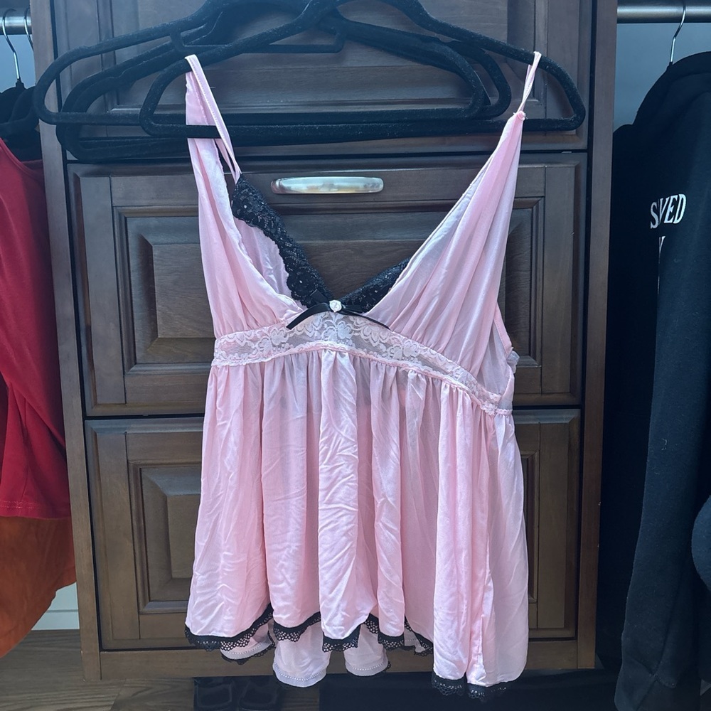 VINTAGE Pink Lace Trim Nightgown